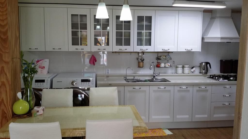Gangneung Ing Guesthouse Buitenkant foto